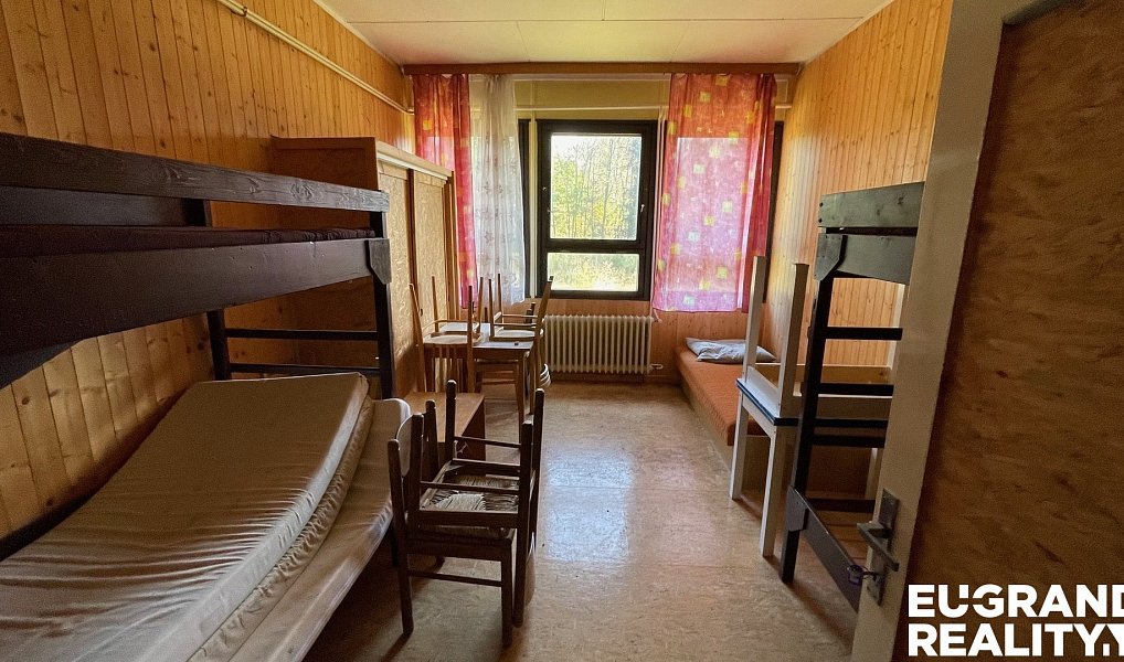 Prodej ubytovacího objektu 1 500 m², Rumburk – náhled fotky 24