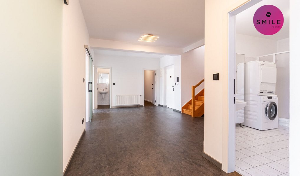 Pronájem bytu 4+kk 211 m², Čeladná – náhled fotky 9