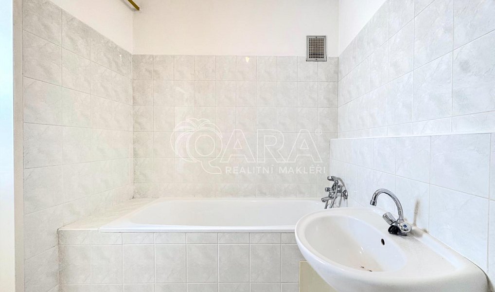 Prodej bytu 3+1 96 m², Horoměřice – náhled fotky 30