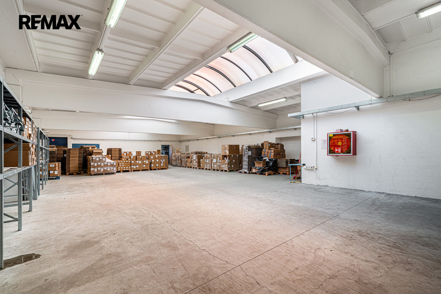 Prodej výrobních prostor 2 029 m² – fotografie 2