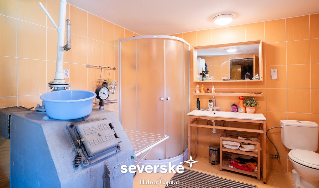 Prodej domu 190 m² s pozemkem 2 122 m², Kunratice – náhled fotky 17