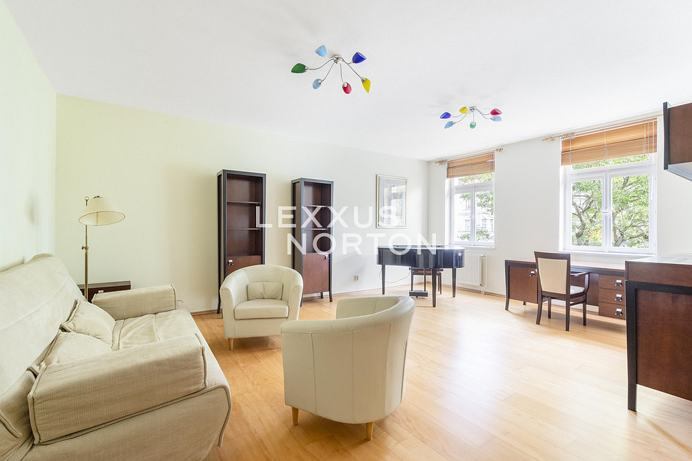 Pronájem bytu 3+kk 109 m²