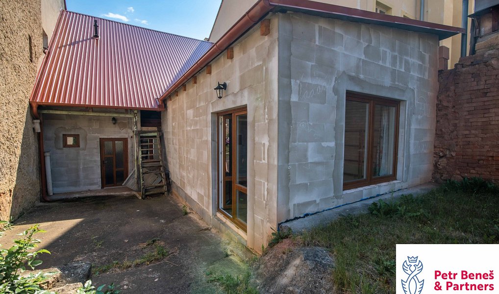 Prodej domu 189 m² s pozemkem 450 m², Rakovník – náhled fotky 32