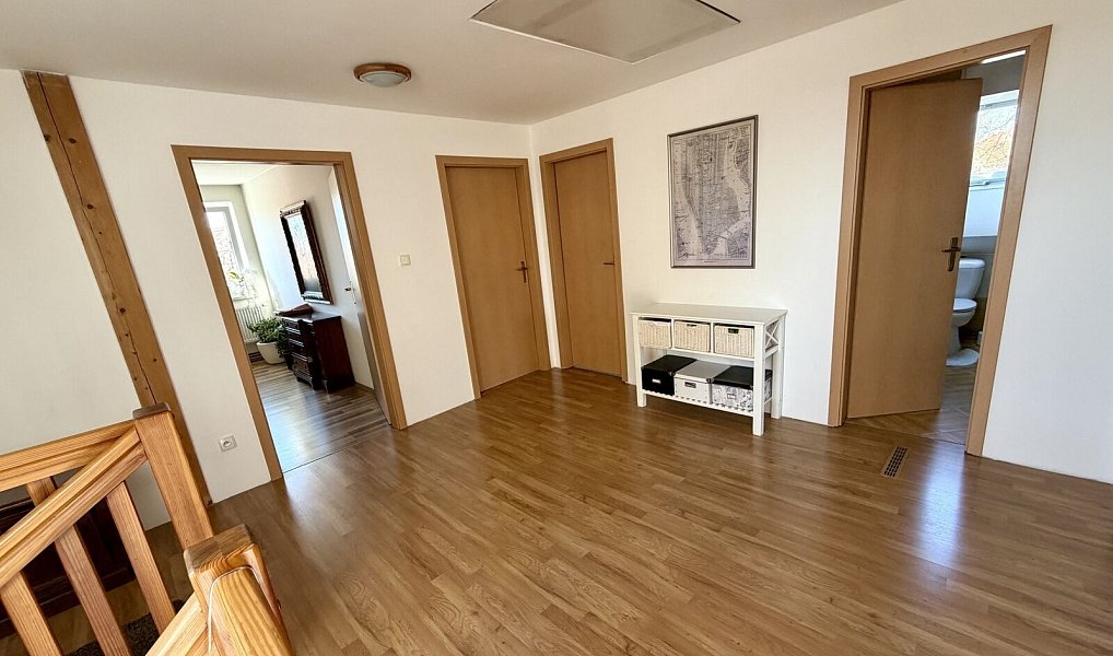 Prodej domu 214 m² s pozemkem 611 m², Stará Huť – náhled fotky 18
