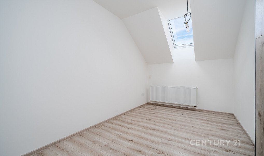 Prodej domu 253 m² s pozemkem 426 m², Rabakov – náhled fotky 14