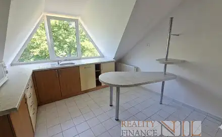 Pronájem bytu 2+kk 52 m², V Rybníčkách, Tlučná, okres Plzeň-sever
