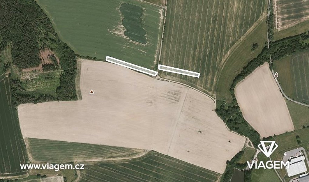 Prodej pole 1 212 m², Krtov – fotka 1 z 5