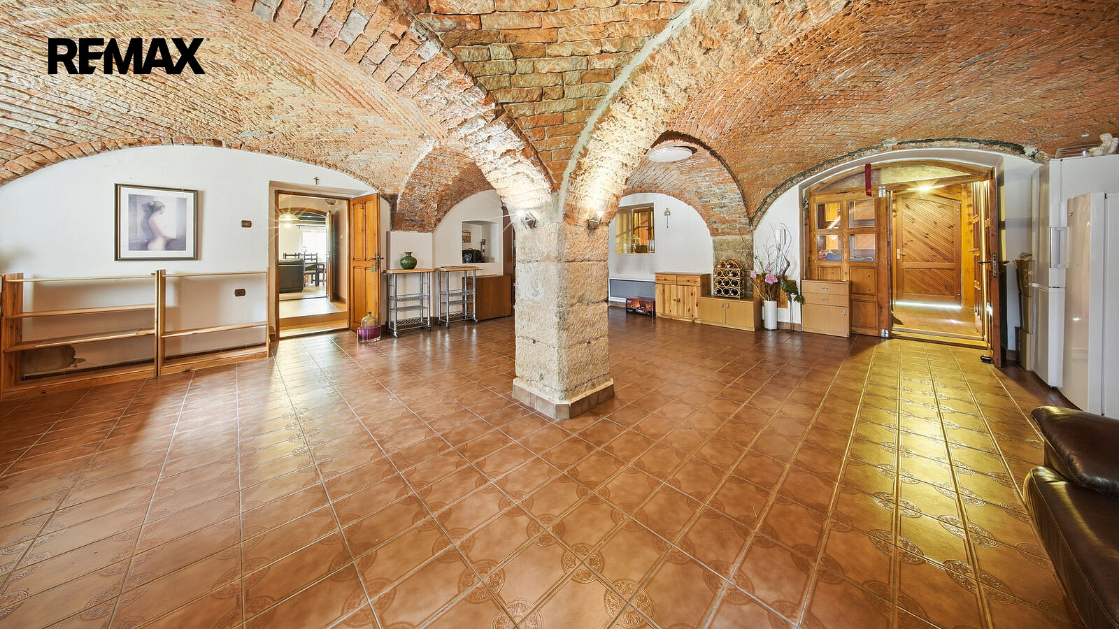 Prodej domu 556 m² s pozemkem 3 366 m² – fotografie 4