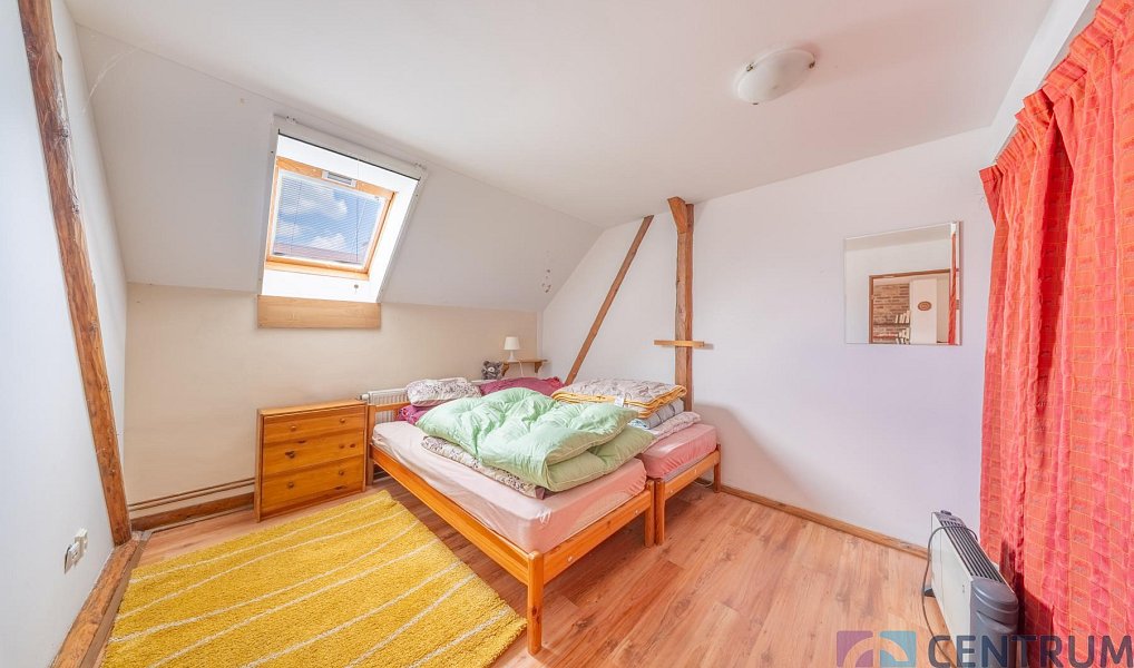 Prodej domu 267 m² s pozemkem 1 671 m², Obrubce – náhled fotky 13