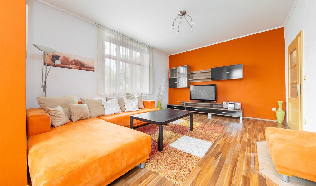 Prodej domu 245 m² s pozemkem 1 569 m², Miroslav – náhled fotky 6