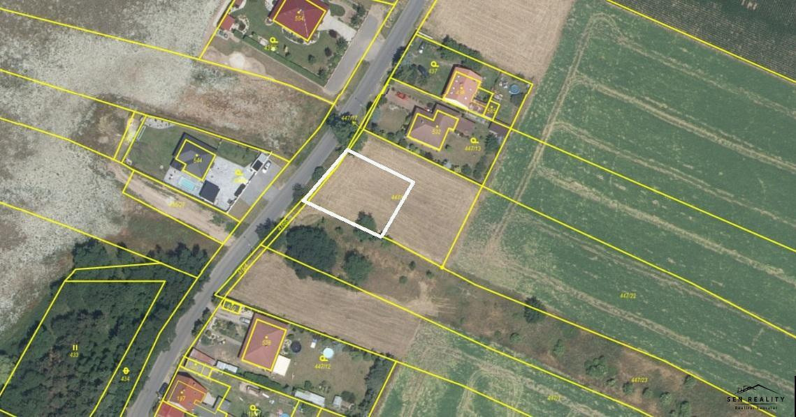Prodej stavebního pozemku 750 m² – fotografie 5