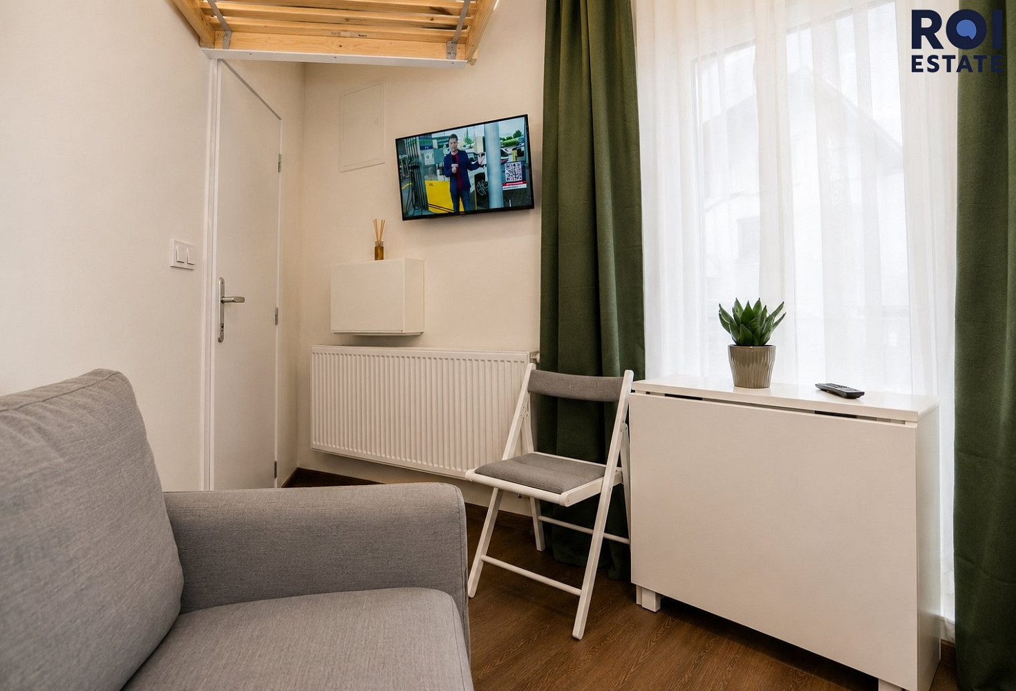 Pronájem bytu 1+kk 10 m² - Widok 2