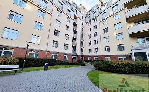 Prodej bytu 1+kk 40 m², U Zvonařky, Praha 2 - Vinohrady