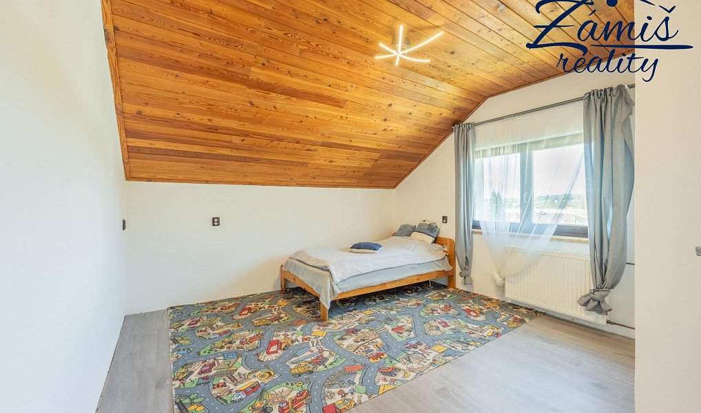Prodej domu 278 m² s pozemkem 1 322 m², Nespeky – náhled fotky 26