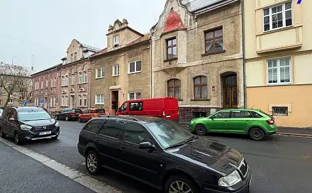 Prodej domu 200 m² s pozemkem 196 m², Legionářská, Chomutov