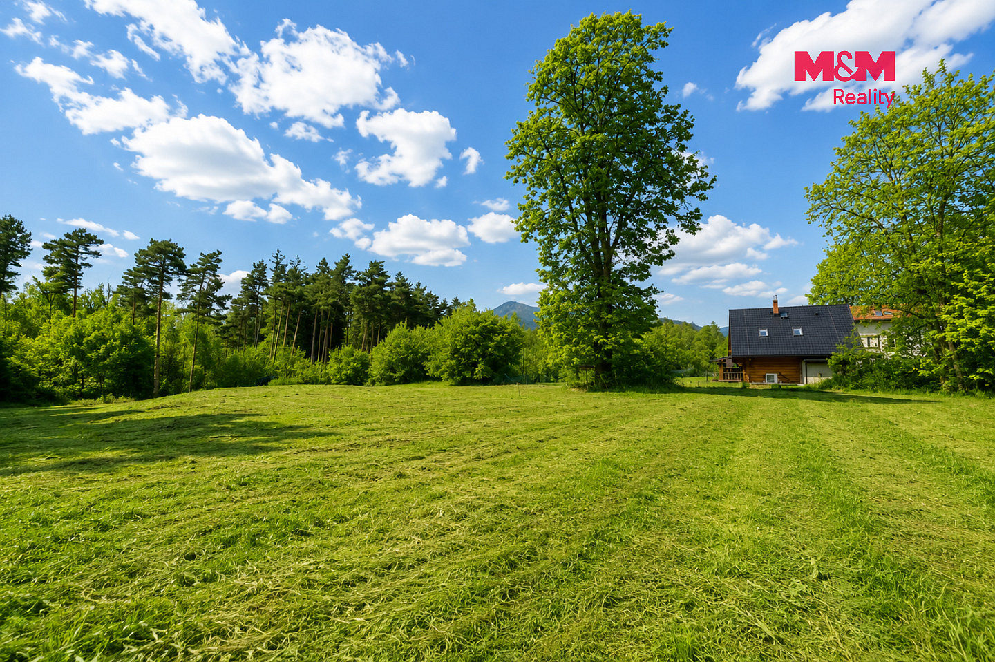 Prodej stavebního pozemku 4 352 m² – fotografie 2