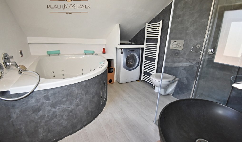 Prodej domu 249 m² s pozemkem 627 m², Liberec – náhled fotky 9