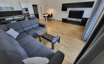 Pronájem bytu 3+kk 89 m²