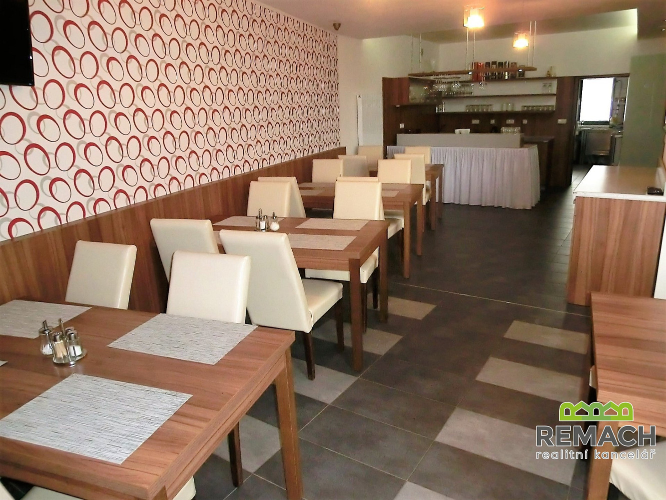 Pronájem ubytovacího objektu 830 m² – fotografie 5