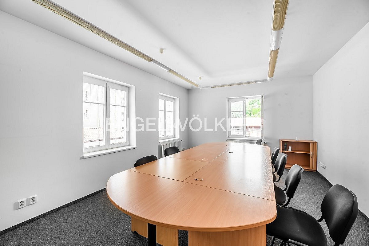 Pronájem kanceláře 277 m² – fotografie 5