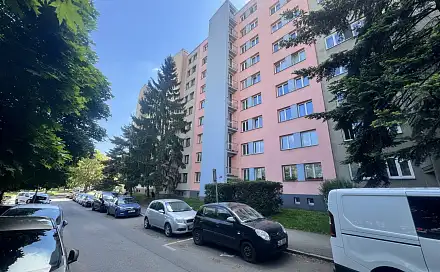 Pronájem bytu 1+kk 28 m²