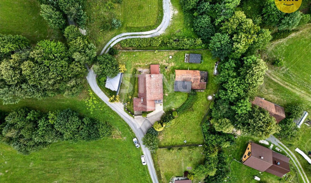 Prodej domu 225 m² s pozemkem 2 141 m², Rožnov pod Radhoštěm – náhled fotky 6