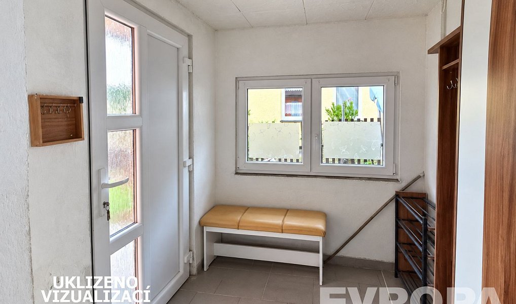 Prodej domu 240 m² s pozemkem 383 m², Kraslice – náhled fotky 9