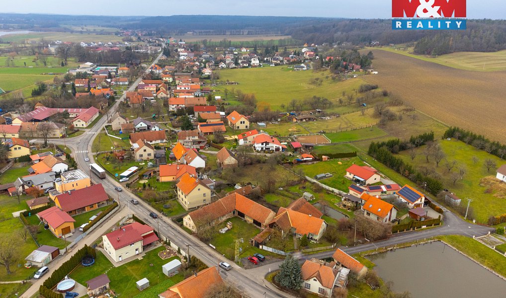 Prodej domu 253 m² s pozemkem 917 m², Dobříkov – náhled fotky 11