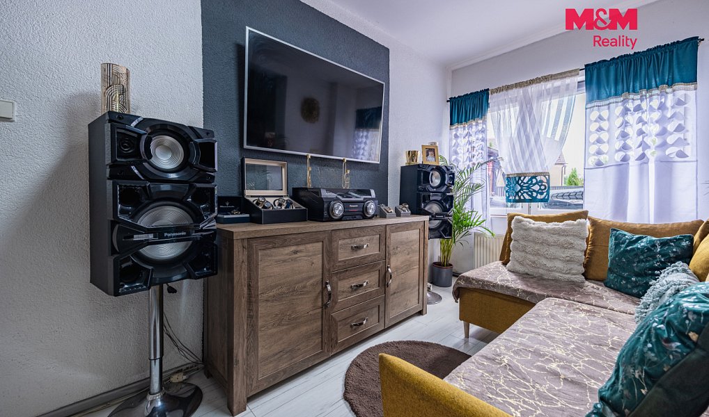 Prodej domu 267 m² s pozemkem 574 m², Budiměřice – náhled fotky 3