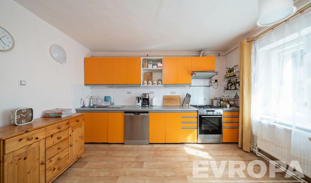 Prodej domu 200 m² s pozemkem 359 m², Vrchlabí – náhled fotky 6