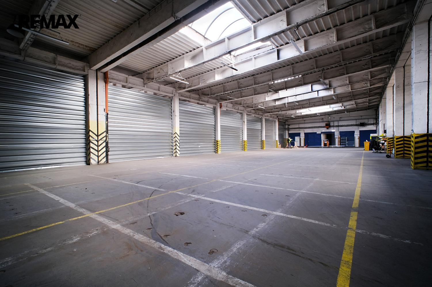 Pronájem skladovacích prostor 300 m²