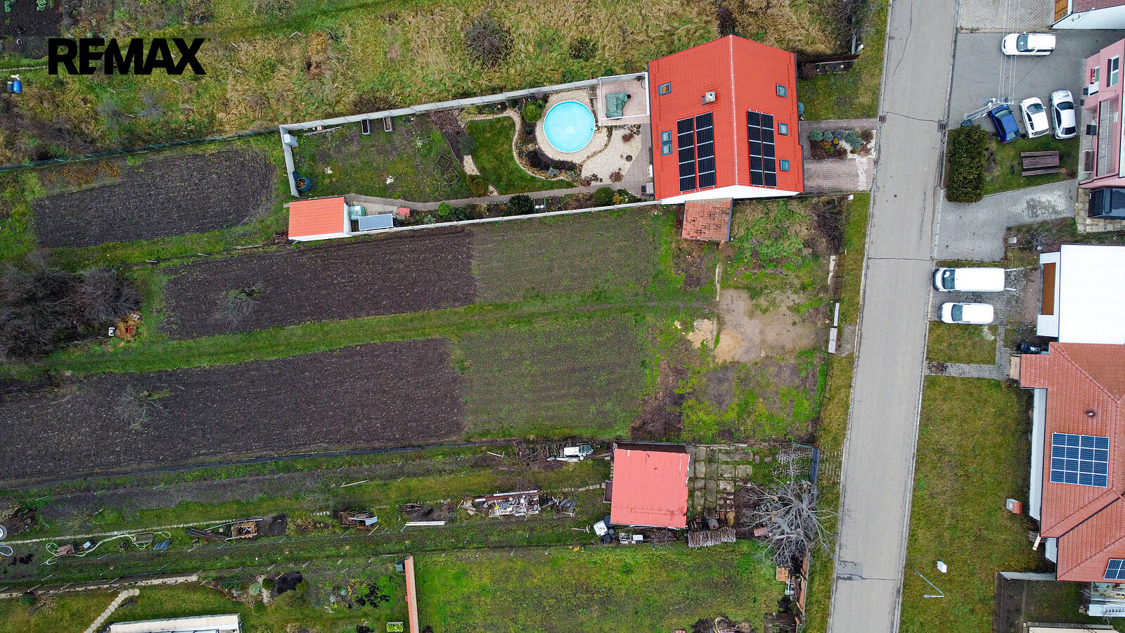 Prodej stavebního pozemku 553 m² – fotografie 5