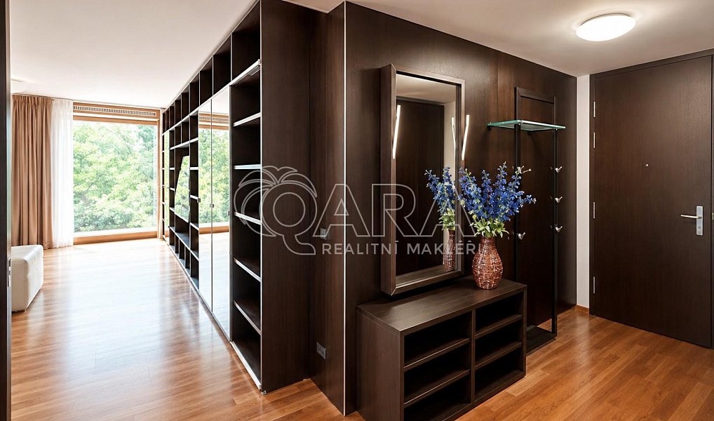 Prodej bytu 4+1 164 m², Praha – náhled fotky 5