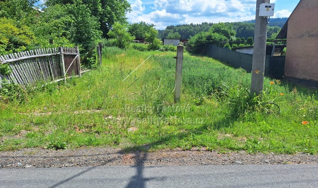 Prodej stavebního pozemku 914 m², Medový Újezd – náhled fotky 2