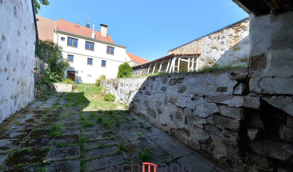 Prodej domu 310 m² s pozemkem 377 m², Benešov nad Černou – náhled fotky 31