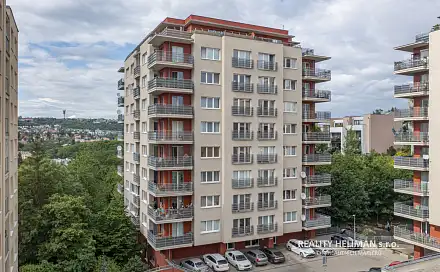 Pronájem bytu 1+kk 28 m², Černochova, Praha 5 - Košíře