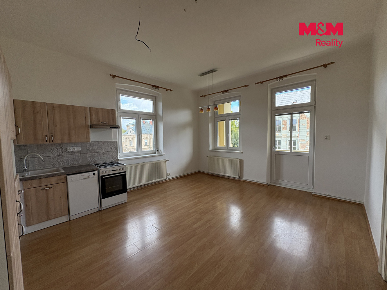 Pronájem bytu 3+kk 100 m² – fotografie 2