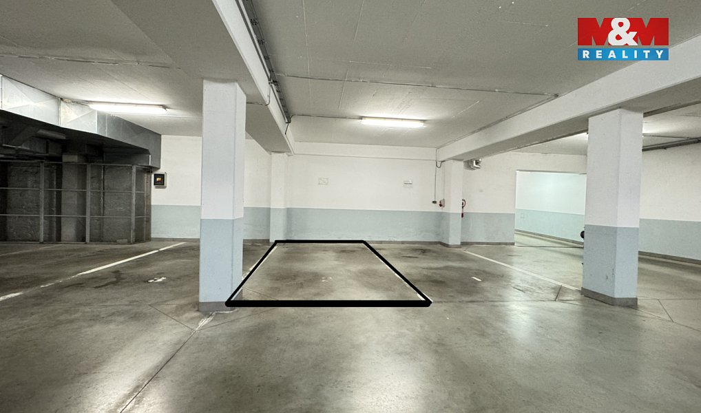 Pronájem garážového stání, 13 m2, Šumperk, ul. Langrova, Šumperk – náhled fotky 2