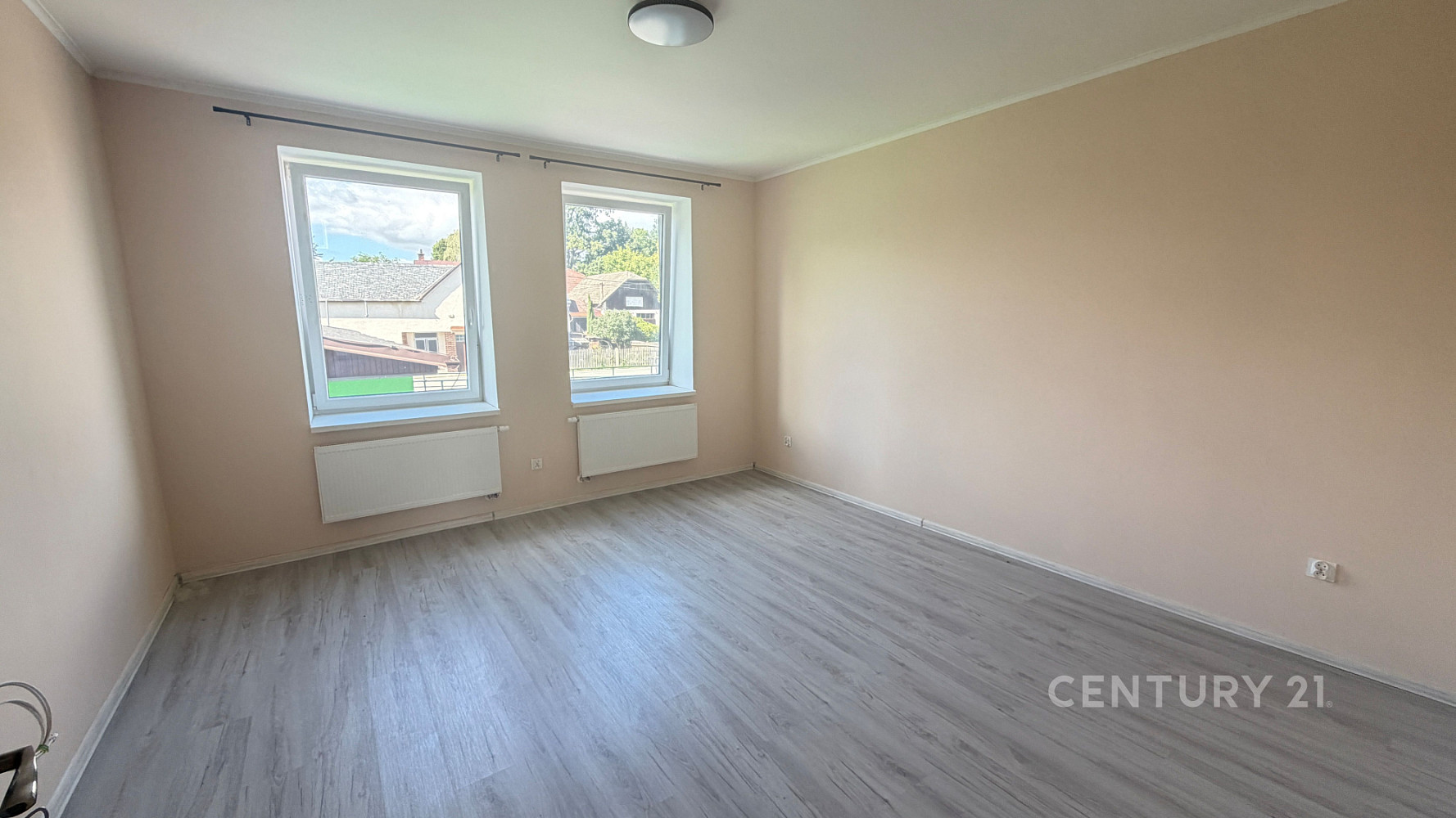 Pronájem bytu 2+kk 60 m² – fotografie 5