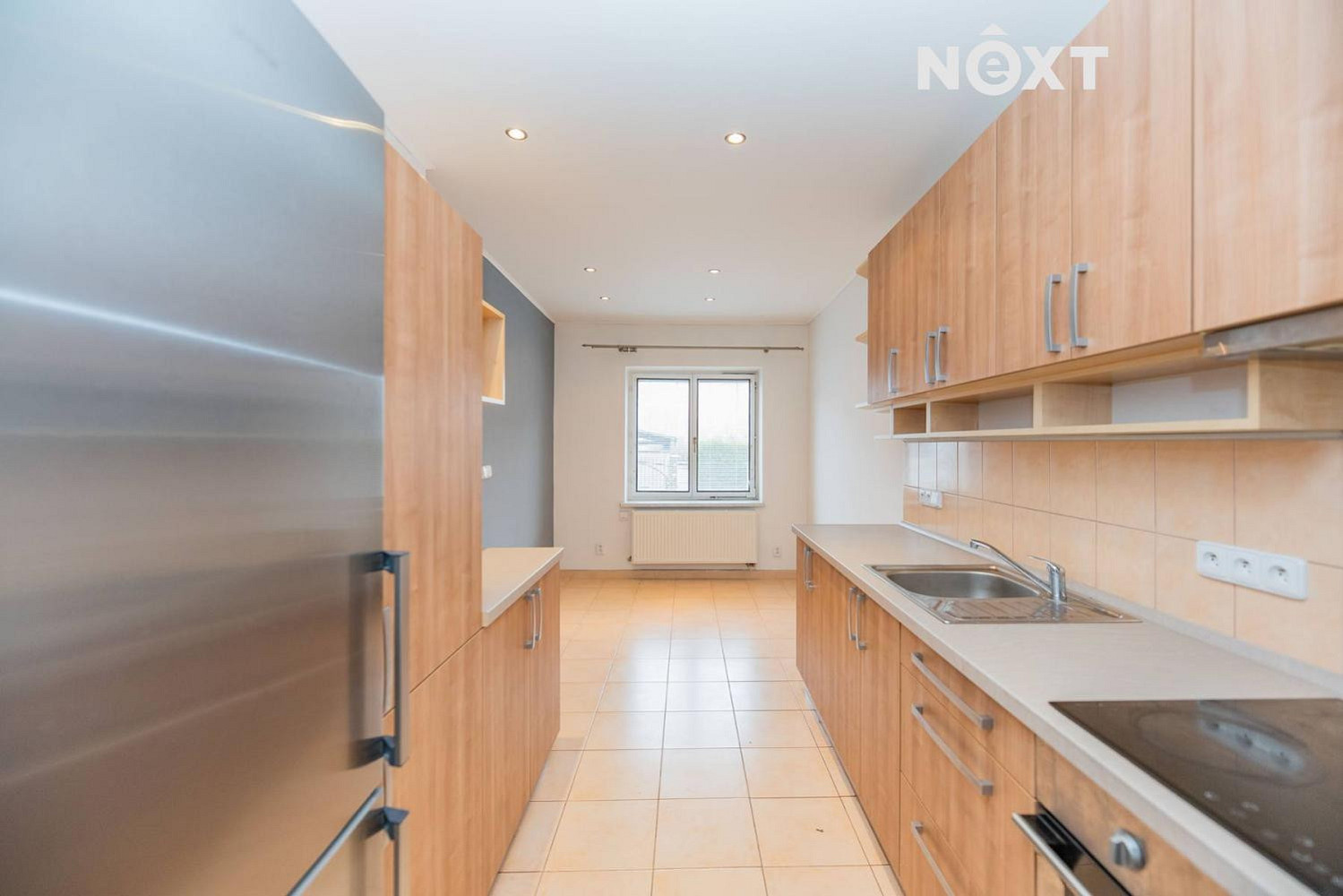Prodej bytu 2+1 74 m² – pohled 2