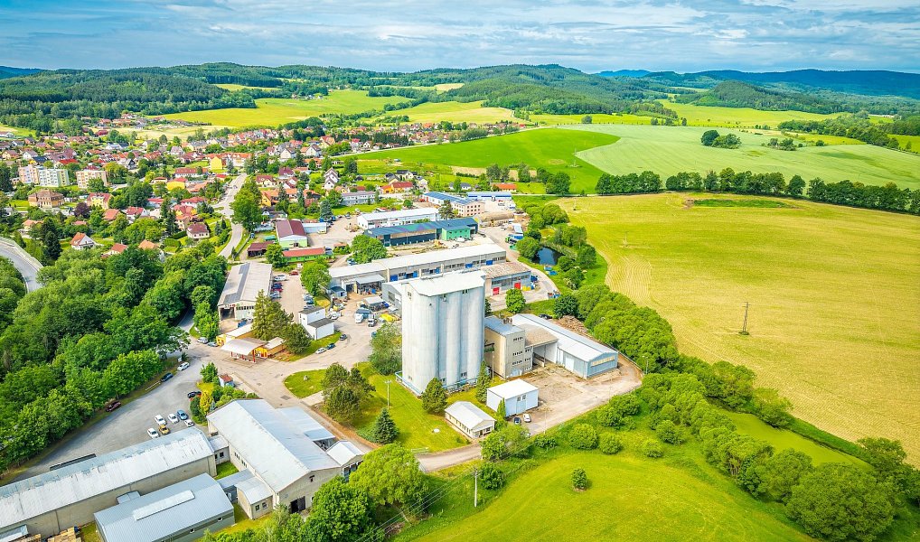 Prodej výrobních prostor 9 957 m², Kájov – náhled fotky 32