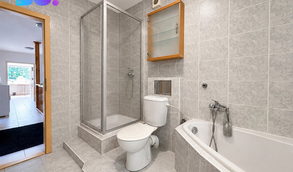 Prodej bytu 4+1 139 m², Zlín – náhled fotky 16