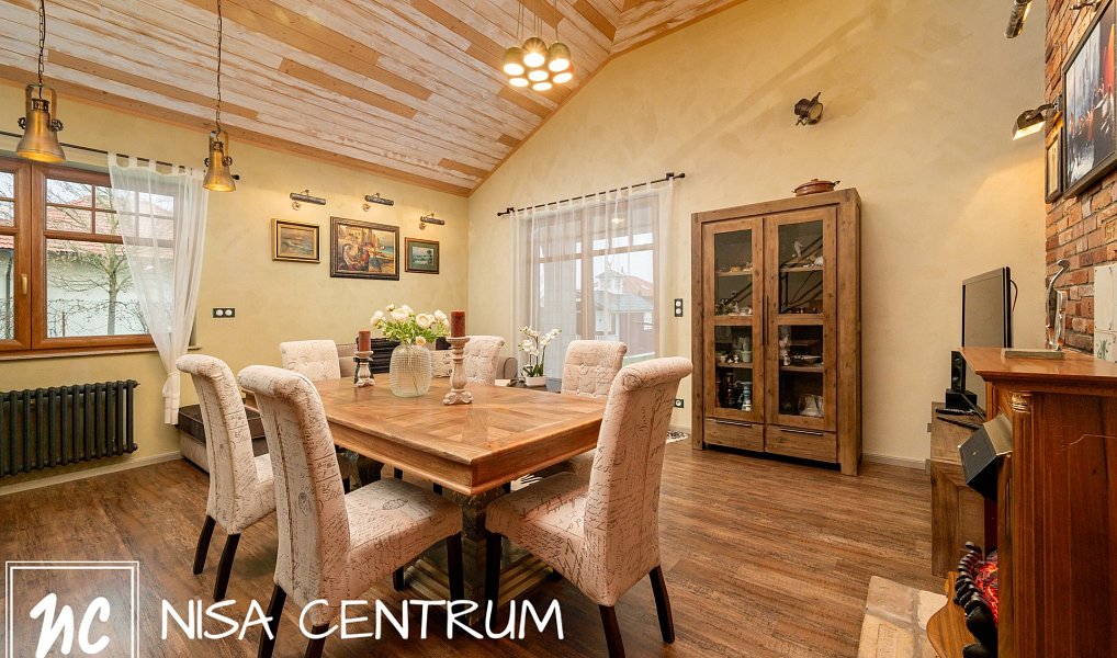 Prodej domu 190 m² s pozemkem 1 073 m², Radimovice – náhled fotky 2