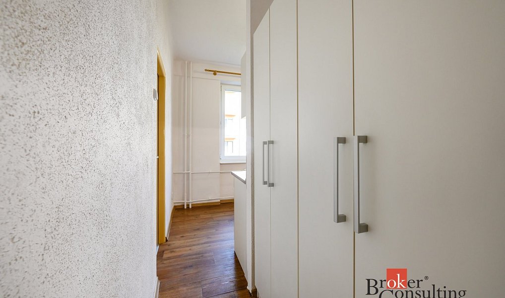 Prodej bytu 2+1 56 m², Domažlice – náhled fotky 13