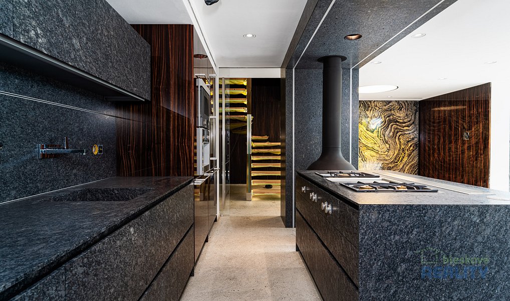 Prodej domu 241 m² s pozemkem 804 m², Praha – náhled fotky 4