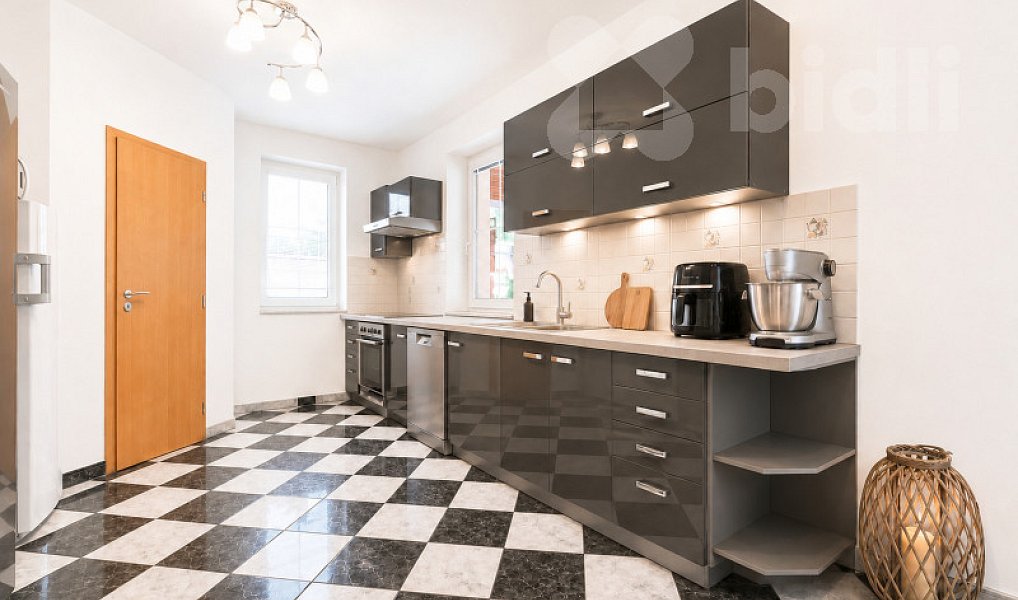 Prodej domu 220 m² s pozemkem 715 m², Praha – náhled fotky 6