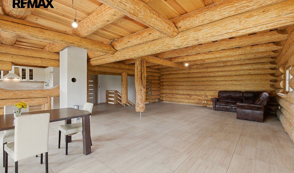Prodej domu 440 m² s pozemkem 10 980 m², Vyskytná nad Jihlavou – náhled fotky 4