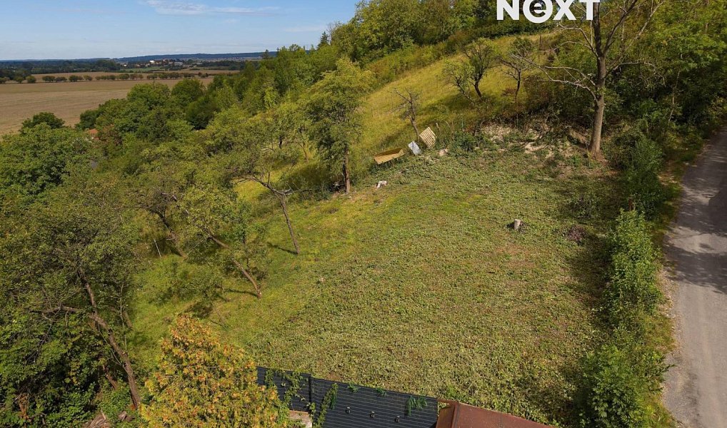 Prodej stavebního pozemku 1 095 m², Vinaře – náhled fotky 3