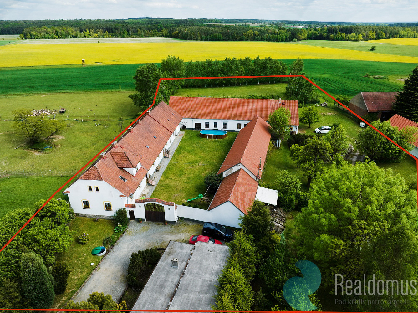 Prodej komerčního objektu (jiného typu) 726 m² – fotografie 2
