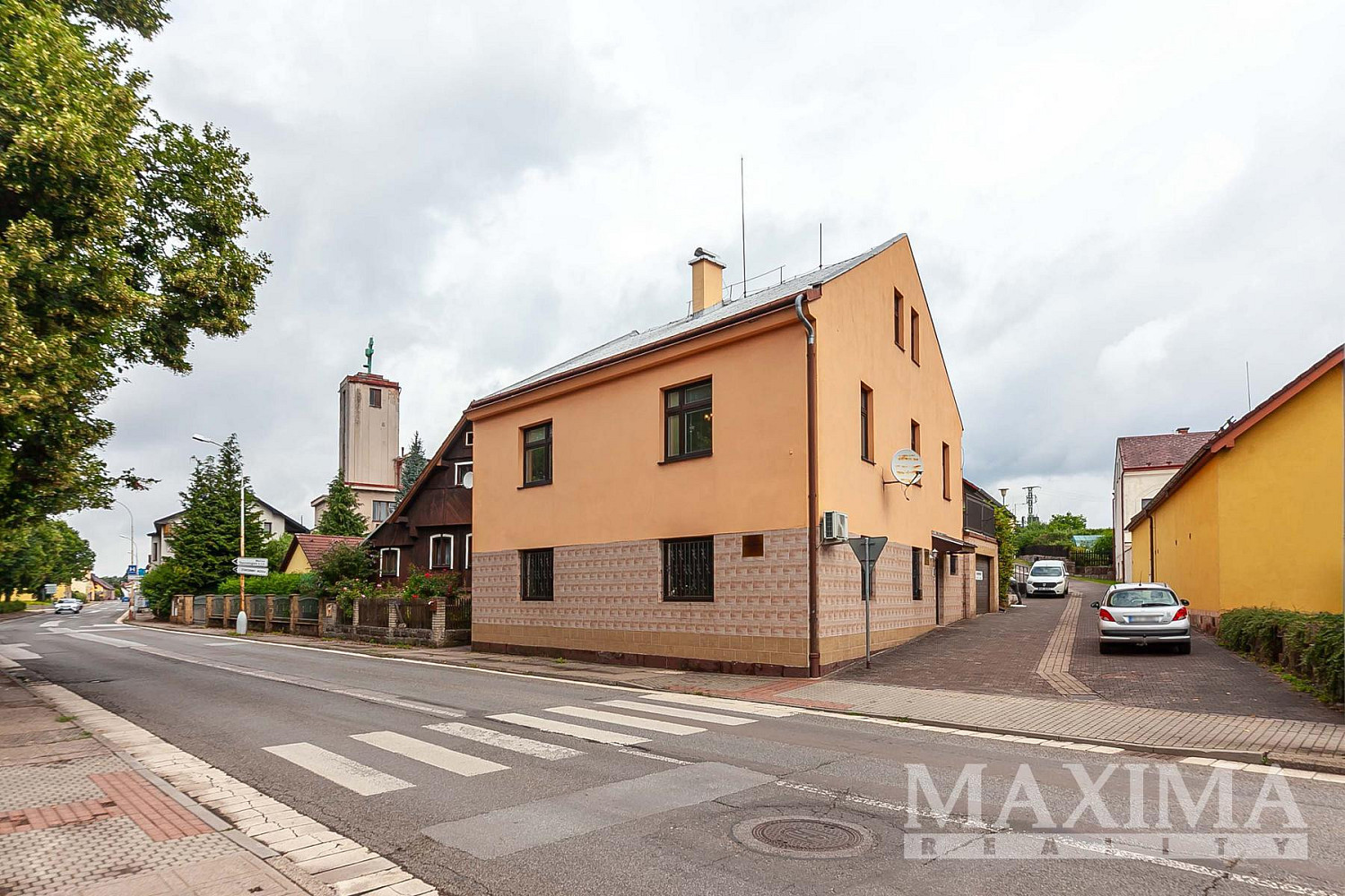 Prodej domu 285 m² s pozemkem 212 m²